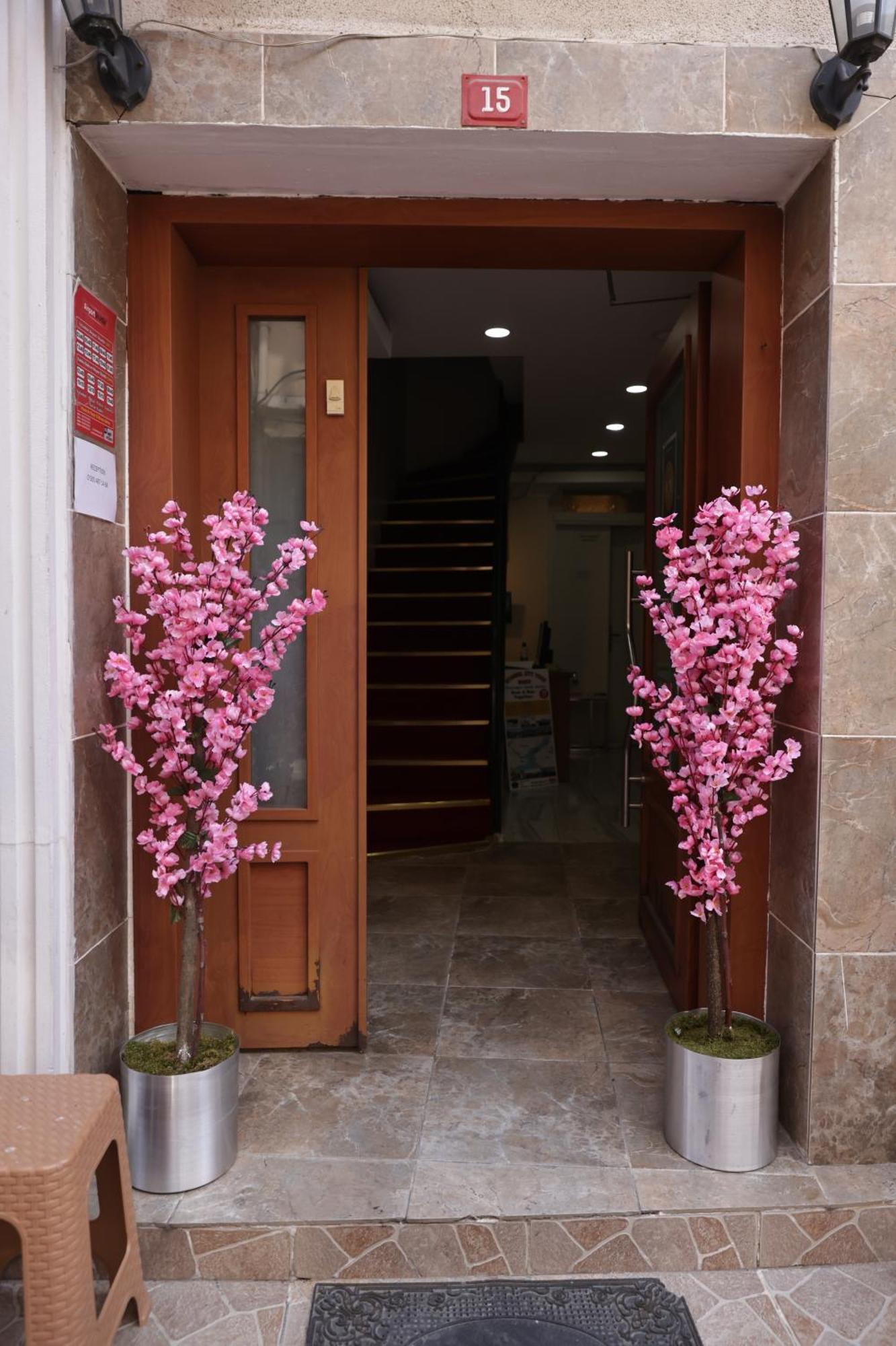 Nar Hotel อิสตันบูล ภายนอก รูปภาพ